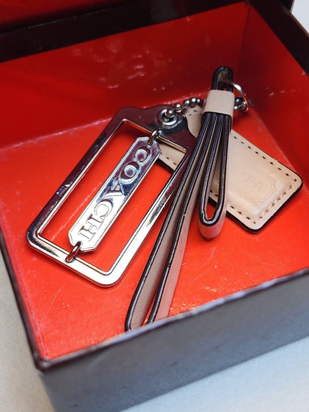 EUC bundle COACH 3 piece Keychains tan, silver WITH COACH gift box - Picture 8 of 15